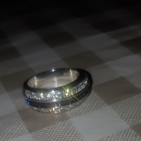 Sapphire and Diamond Ring - Authenticity (Unsure) - Picture 1 of 3